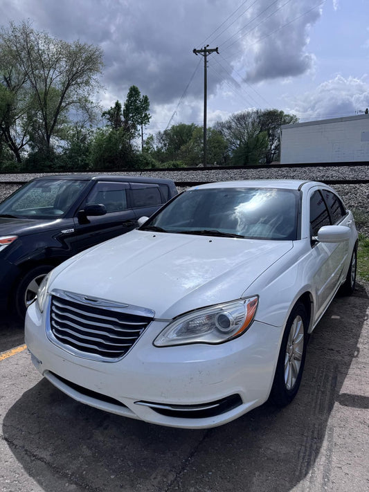 Chrysler 200 - 2014